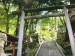 石段と伊香保神社.jpg