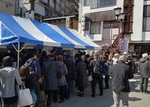 石段ひなまつり_甘酒配布.jpg